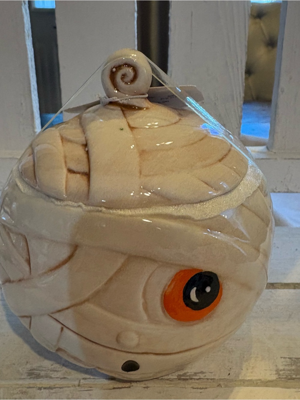 Magenta Cream Ceramic Candy Dish with Orange Eye